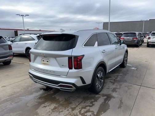 2022 Kia Sorento Hybrid S