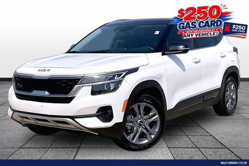 Clear White 2022 Kia Seltos S