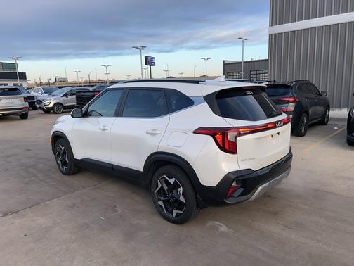 2024 Kia Seltos EX