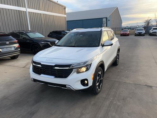2024 Kia Seltos EX