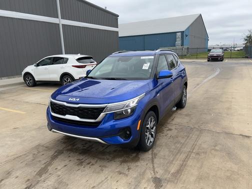2023 Kia Seltos EX