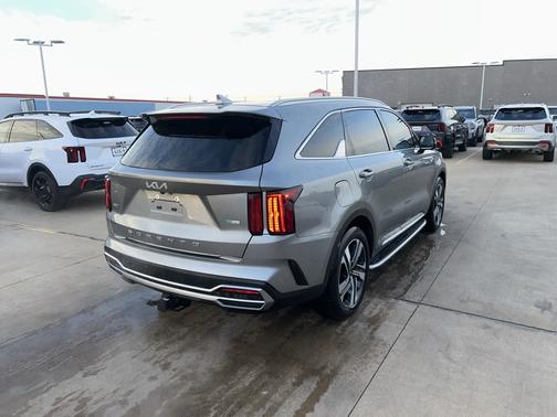 2022 Kia Sorento Plug-In Hybrid SX Prestige