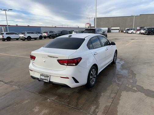 2022 Kia Rio S