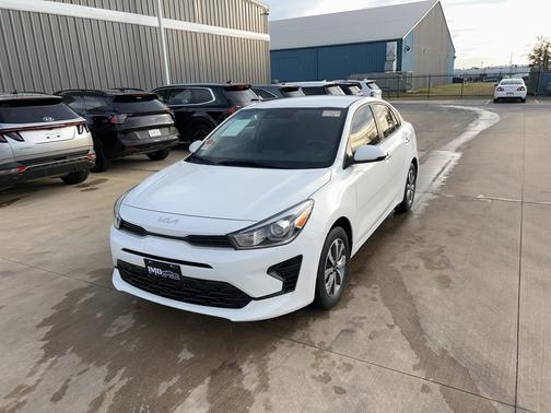 2022 Kia Rio S