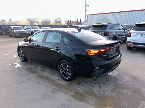 2023 Kia Forte LXS