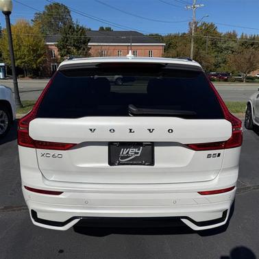 2024 Volvo XC60 B5 Plus Dark Theme