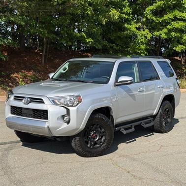 Classic Silver Metallic 2024 Toyota 4Runner TRD Off Road Premium
