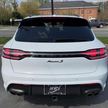 Carrara White Metallic 2023 Porsche Macan Macan S