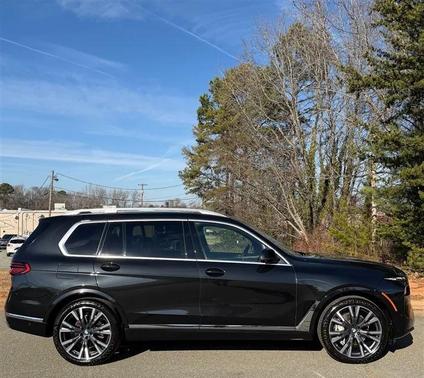 2023 BMW X7 xDrive40i