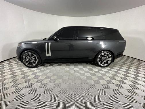 2024 Land Rover Range Rover P530 Autobiography