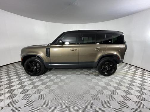 2023 Land Rover Defender 110 S