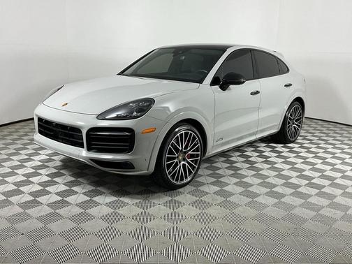 2022 Porsche Cayenne GTS