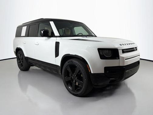 Fuji White 2026 Land Rover Defender P400 X-Dynamic SE