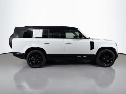 Fuji White 2026 Land Rover Defender P400 X-Dynamic SE