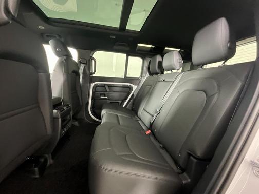 2026 Land Rover Defender S