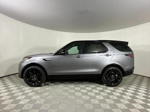 2025 Land Rover Discovery P360 Dynamic SE