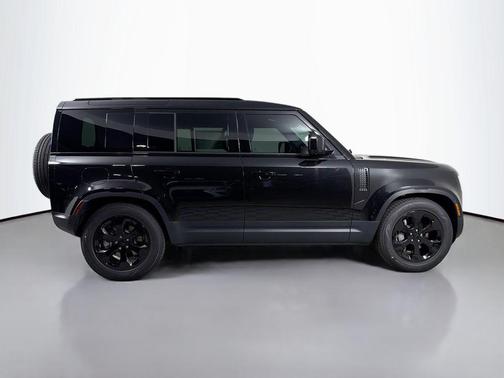 Santorini Black Metallic 2026 Land Rover Defender P300 S
