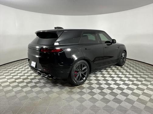 2024 Land Rover Range Rover Sport SE
