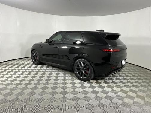 2024 Land Rover Range Rover Sport SE
