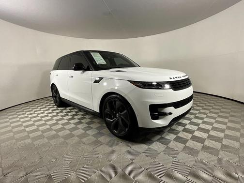 2025 Land Rover Range Rover Sport SE