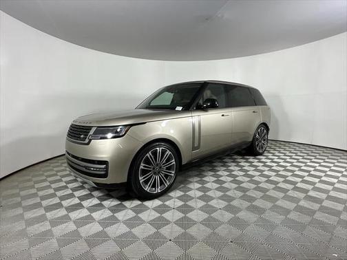2025 Land Rover Range Rover P400 SE 7 Seat