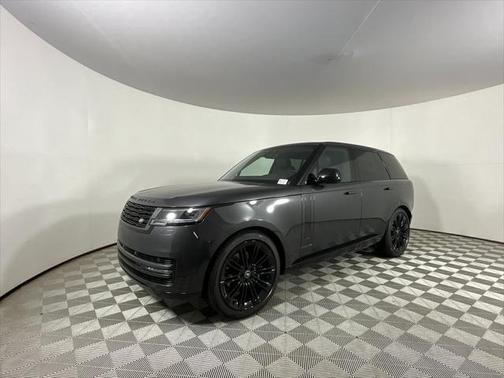 2025 Land Rover Range Rover P400 SE