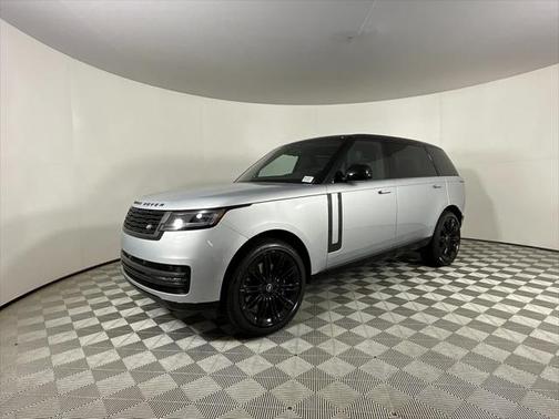 2025 Land Rover Range Rover P530 SE 7 Seat