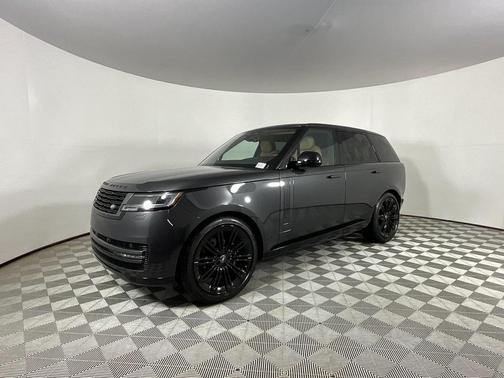 2025 Land Rover Range Rover P400 SE