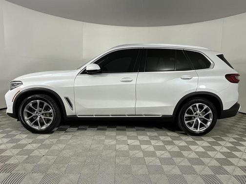 2023 BMW X5 sDrive40i