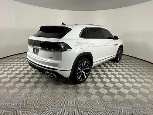 2024 Volkswagen Atlas Cross Sport 2.0T SEL Premium