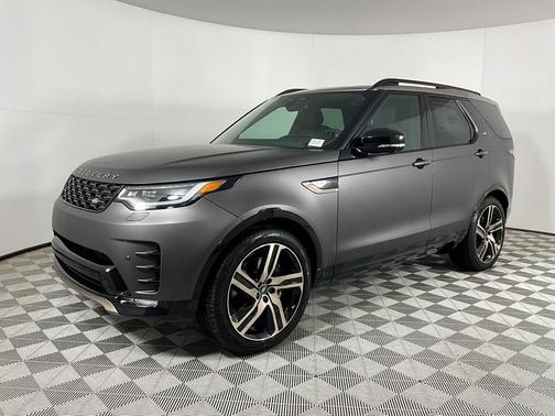 2026 Land Rover Discovery Tempest Edition