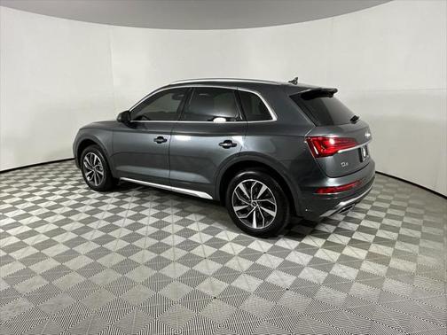 2022 Audi Q5 45 S line Premium Plus