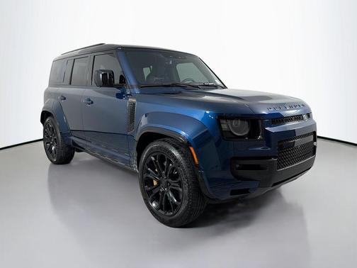 Sargasso Blue Premium Metallic 2026 Land Rover Defender P635 OCTA