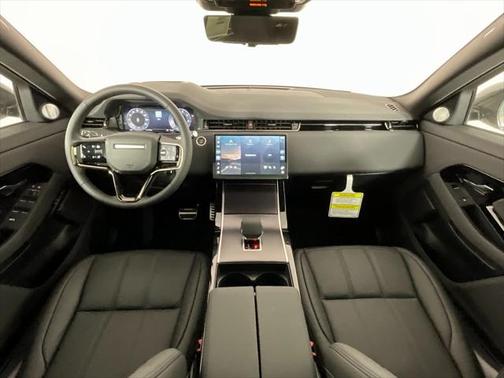 2026 Land Rover Range Rover Evoque Dynamic SE