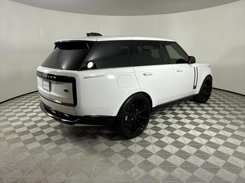 2023 Land Rover Range Rover P400 SE