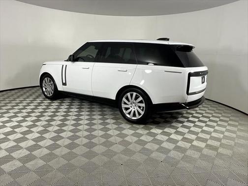 2023 Land Rover Range Rover P400 SE