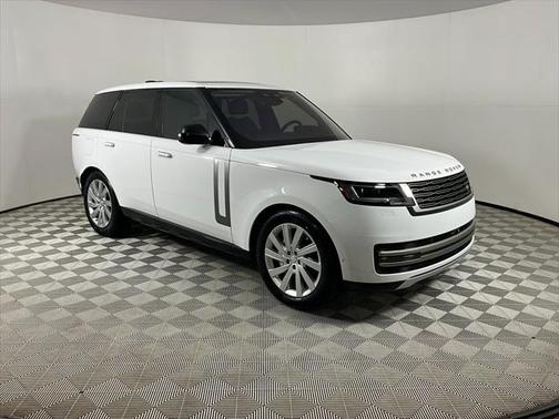 2023 Land Rover Range Rover P400 SE