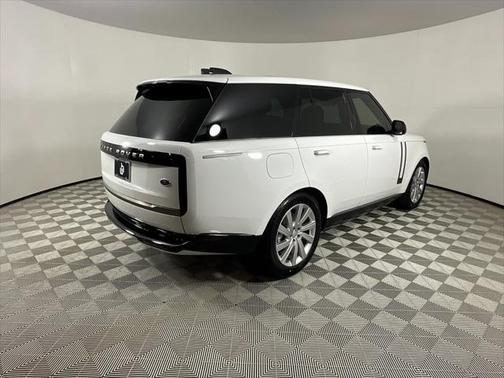 2023 Land Rover Range Rover P400 SE