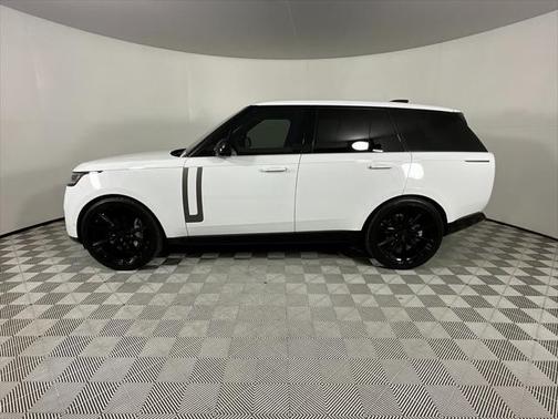 2023 Land Rover Range Rover P400 SE