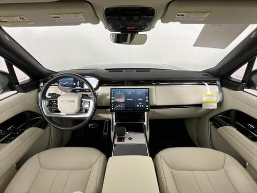 2025 Land Rover Range Rover P530 SE