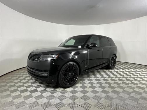2025 Land Rover Range Rover P530 SE