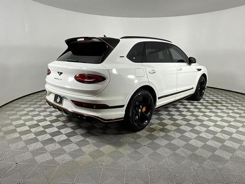 2025 Bentley Bentayga S Black Edition