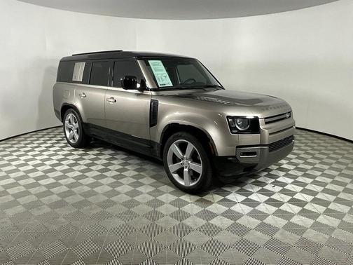 2023 Land Rover Defender 130 X-Dynamic SE