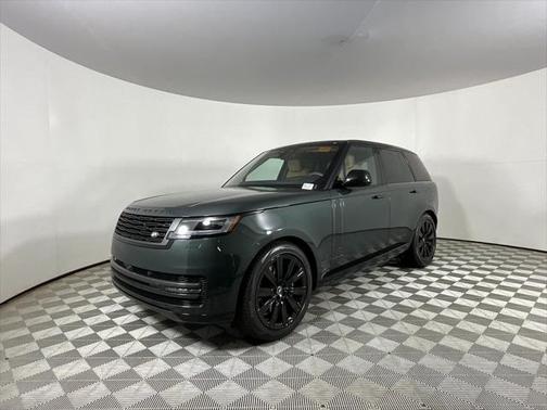 2025 Land Rover Range Rover P550e SE