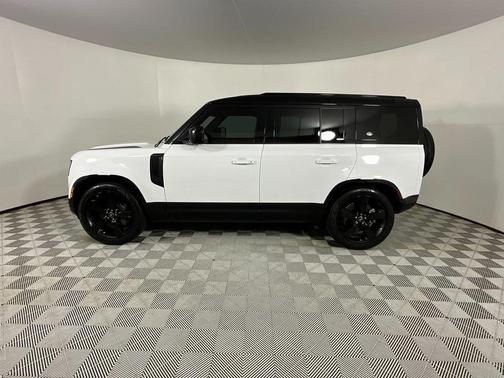 2022 Land Rover Defender 110 X-Dynamic HSE