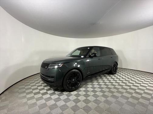 2025 Land Rover Range Rover P400 SE 7 Seat