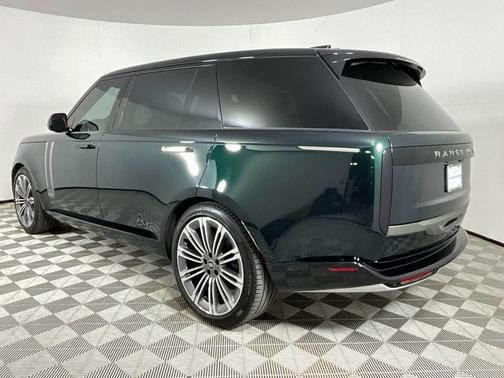 2025 Land Rover Range Rover P530 Autobiography