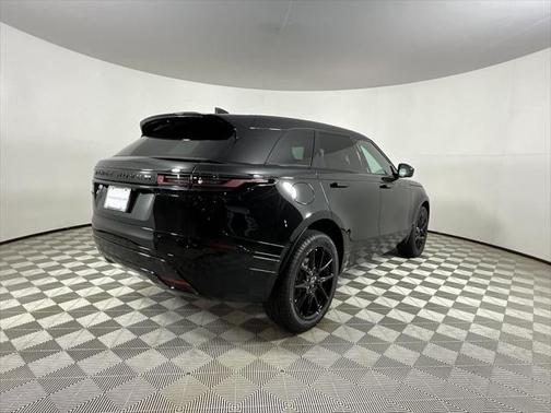 2026 Land Rover Range Rover Velar P400 Dynamic SE