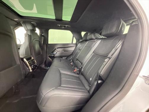 2025 Land Rover Range Rover Sport SE
