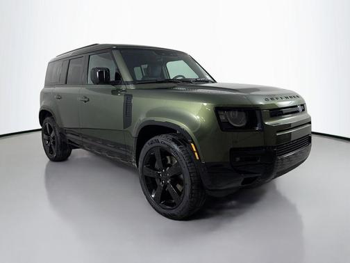 Woolstone Green Metallic 2026 Land Rover Defender P400 X-Dynamic SE